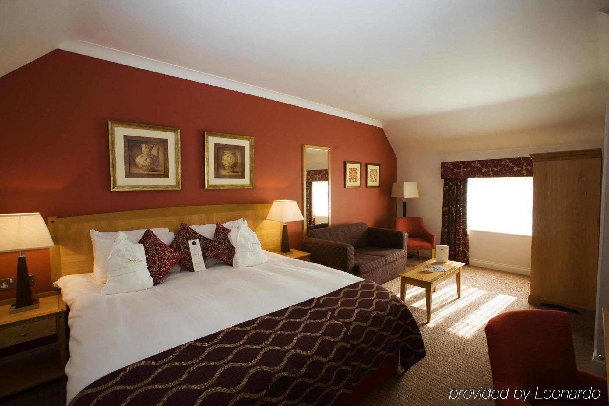 Cisswood House Hotel Horsham Room photo